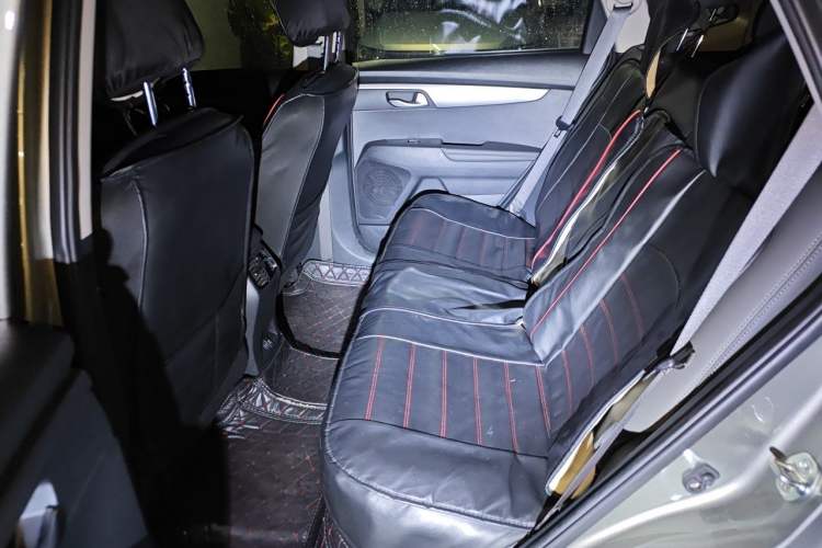 Used Kia Sportage R 2019 2.0L Automatic Smart Luxury Edition Left Rear Seat