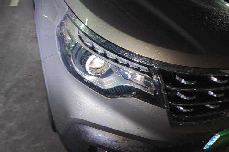 Used Kia Sportage R 2019 2.0L Automatic Smart Luxury Edition Right Front Headlight