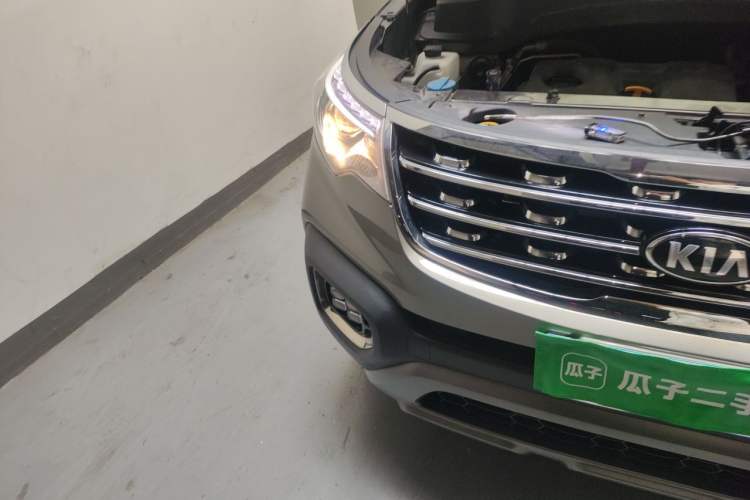 Used Kia Sportage R 2019 2.0L Automatic Smart Luxury Edition Right Front Headlight