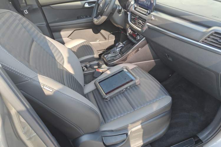Used Kia Sportage R 2019 2.0L Automatic Smart Luxury Edition Right Front Seat