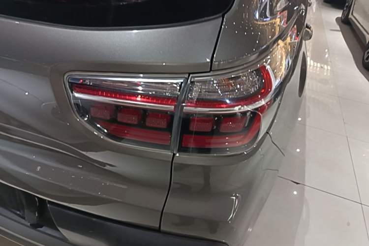 Used Kia Sportage R 2019 2.0L Automatic Smart Luxury Edition Right Rear Taillight