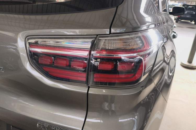 Used Kia Sportage R 2019 2.0L Automatic Smart Luxury Edition Right Rear Taillight
