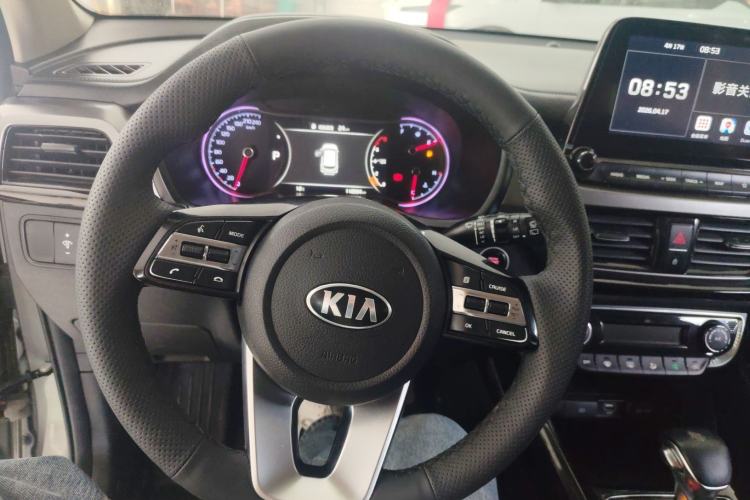 Used Kia Sportage R 2019 2.0L Automatic Smart Luxury Edition Steering Wheel