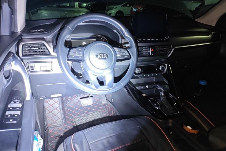 Used Kia Sportage R 2019 2.0L Automatic Smart Luxury Edition Steering Wheel