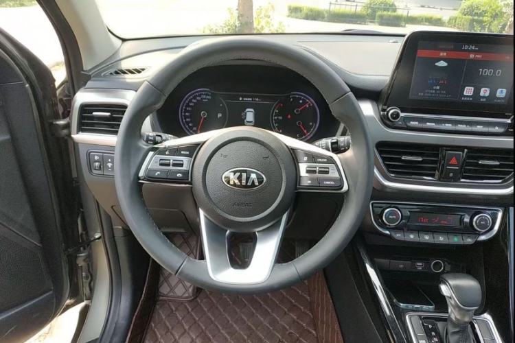 Used Kia Sportage R 2019 2.0L Automatic Smart Luxury Edition Steering Wheel