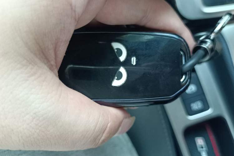 Used Kia Sportage R 2019 2.0L Automatic Smart Luxury Edition Vehicle Key