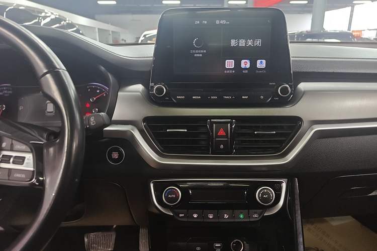 Used Kia Sportage R 2019 2.0L Automatic Smart Luxury Edition Audio And AC Panel