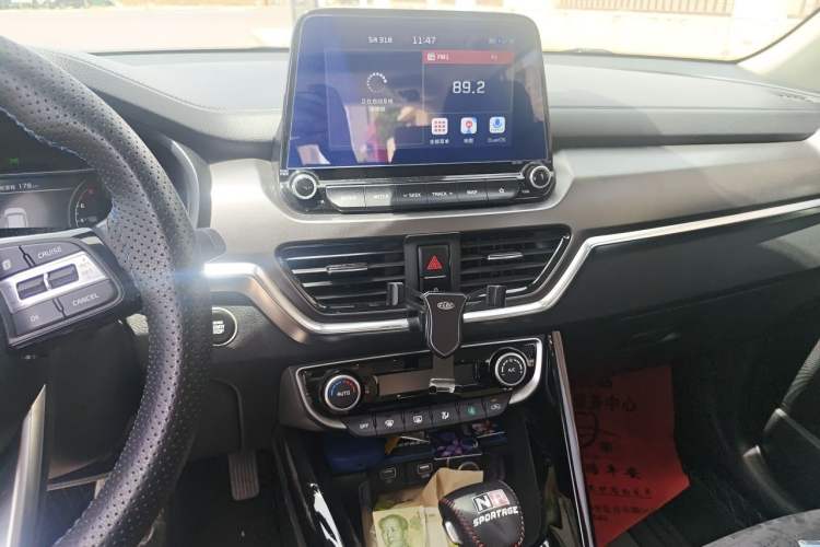 Used Kia Sportage R 2019 2.0L Automatic Smart Luxury Enhanced Edition Audio And AC Panel