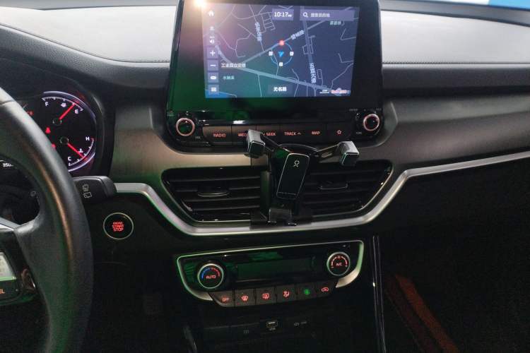 Used Kia Sportage R 2019 2.0L Automatic Smart Luxury Edition Audio And AC Panel