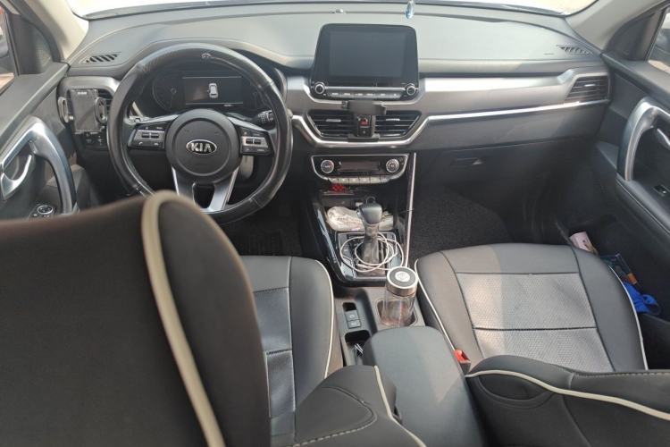 Used Kia Sportage R 2019 2.0L Automatic Smart Luxury Edition Center Console