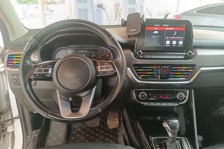 Used Kia Sportage R 2019 2.0L Automatic Smart Luxury Edition Center Console