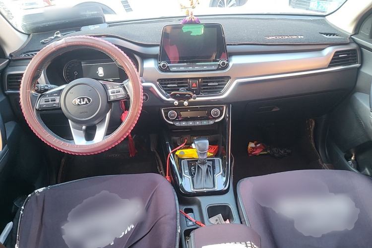 Used Kia Sportage R 2019 2.0L Automatic Smart Luxury Edition Center Console