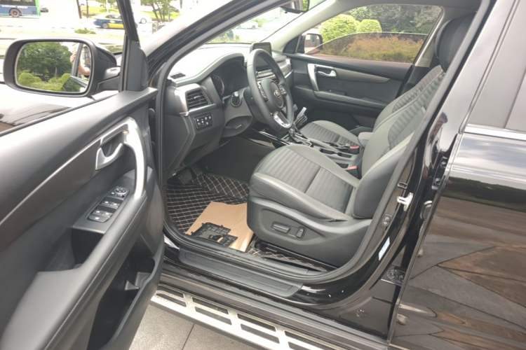 Used Kia Sportage R 2019 2.0L Automatic Smart Luxury Edition Driver Seat