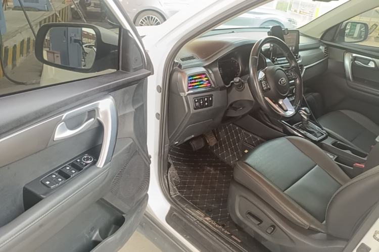 Used Kia Sportage R 2019 2.0L Automatic Smart Luxury Edition Driver Seat