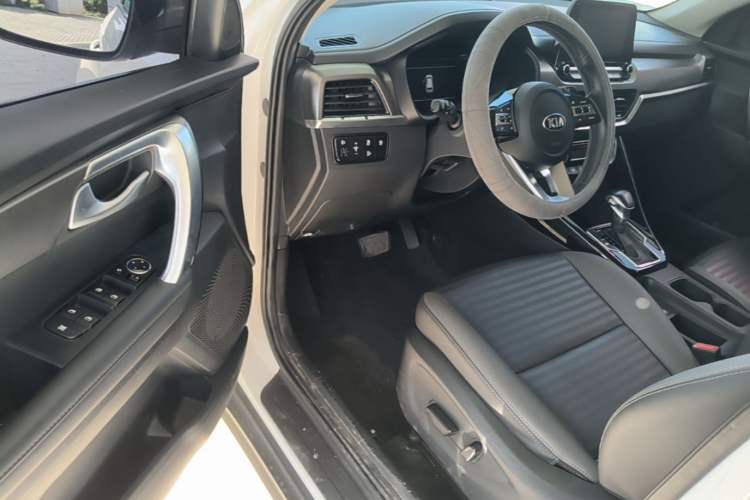 Used Kia Sportage R 2019 2.0L Automatic Smart Luxury Edition Driver Seat