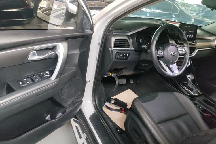 Used Kia Sportage R 2019 2.0L Automatic Smart Luxury Edition Driver Seat