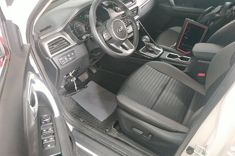 Used Kia Sportage R 2019 2.0L Automatic Smart Luxury Edition Driver Seat