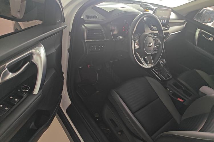 Used Kia Sportage R 2019 2.0L Automatic Smart Luxury Edition Driver Seat