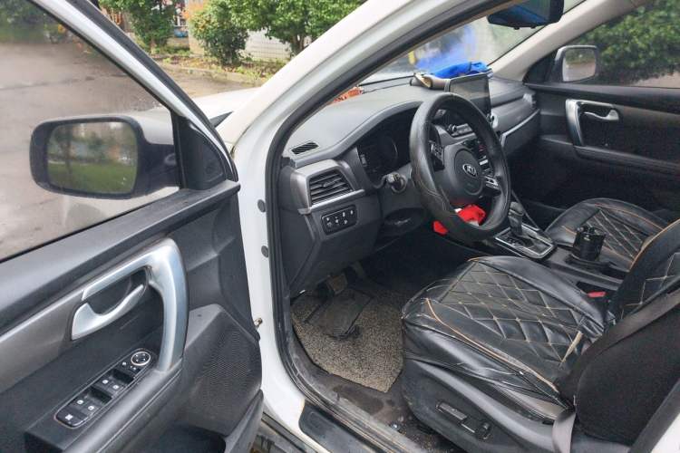Used Kia Sportage R 2019 2.0L Automatic Smart Luxury Edition Driver Seat