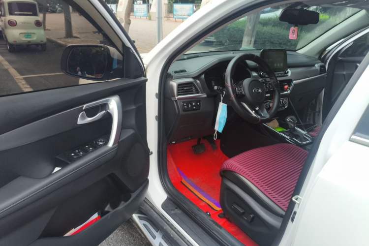 Used Kia Sportage R 2019 2.0L Automatic Smart Luxury Edition Driver Seat