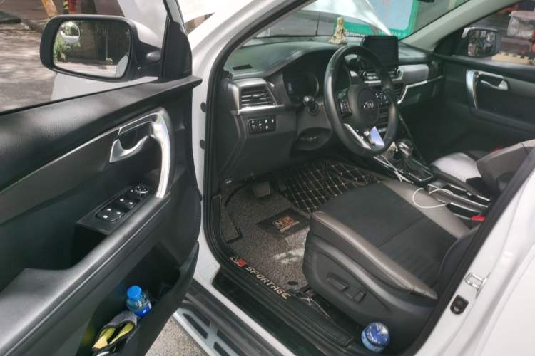 Used Kia Sportage R 2019 2.0L Automatic Smart Luxury Edition Driver Seat