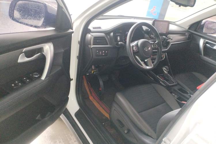 Used Kia Sportage R 2019 2.0L Automatic Smart Luxury Edition Driver Seat