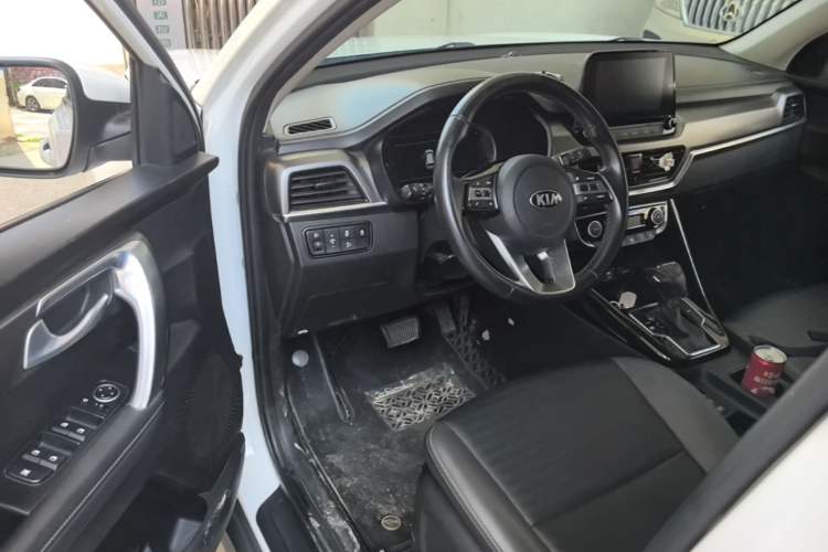 Used Kia Sportage R 2019 2.0L Automatic Smart Luxury Edition Driver Seat