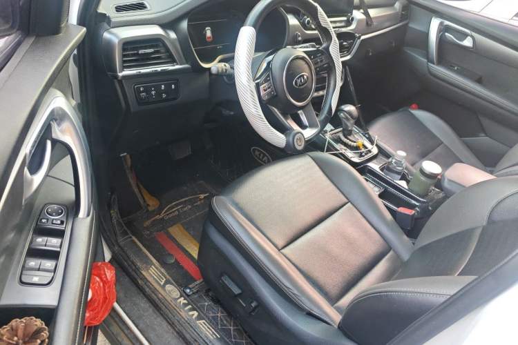 Used Kia Sportage R 2019 2.0L Automatic Smart Luxury Edition Driver Seat