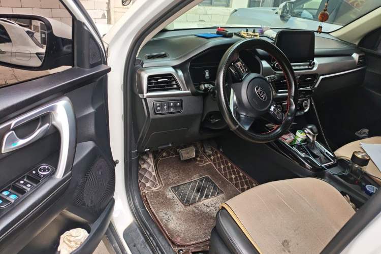 Used Kia Sportage R 2019 2.0L Automatic Smart Luxury Edition Driver Seat
