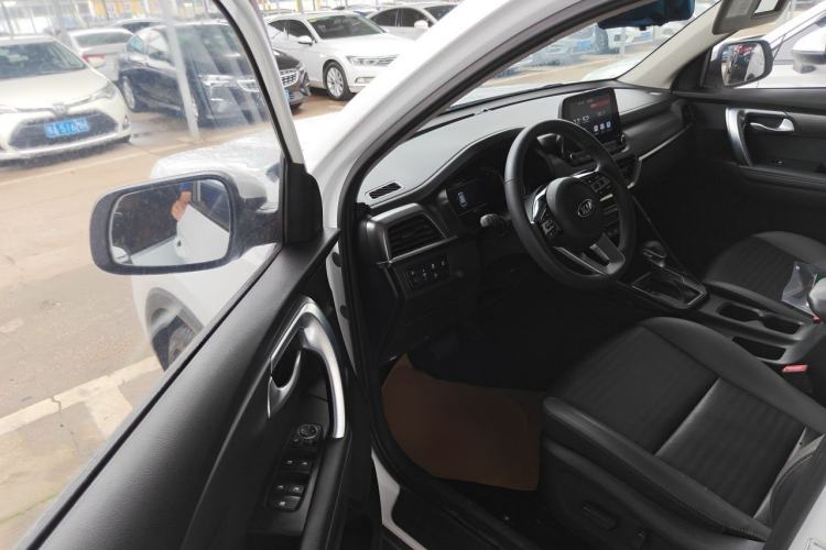 Used Kia Sportage R 2019 2.0L Automatic Smart Luxury Edition Driver Seat