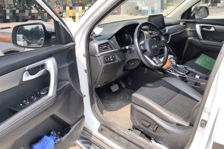 Used Kia Sportage R 2019 2.0L Automatic Smart Luxury Edition Driver Seat