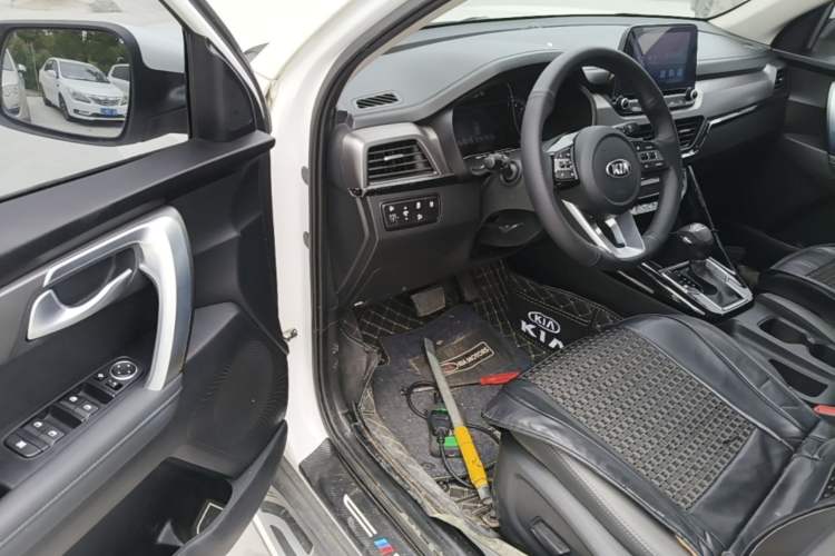 Used Kia Sportage R 2019 2.0L Automatic Smart Luxury Edition Driver Seat