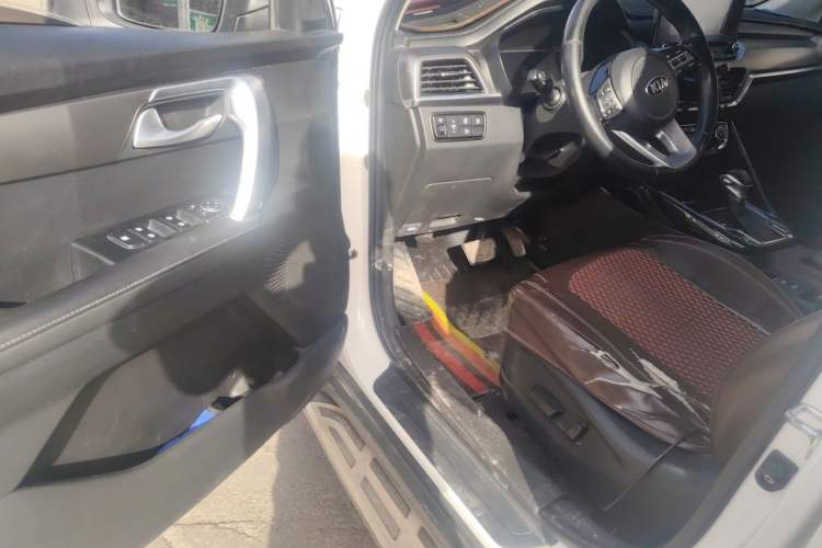 Used Kia Sportage R 2019 2.0L Automatic Smart Luxury Edition Driver Seat