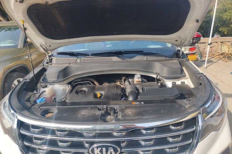 Used Kia Sportage R 2019 2.0L Automatic Smart Luxury Edition Engine Bay