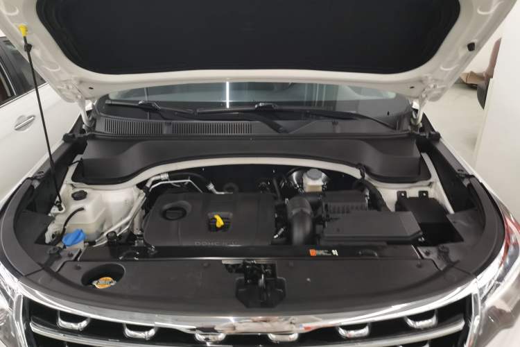 Used Kia Sportage R 2019 2.0L Automatic Smart Luxury Edition Engine Bay