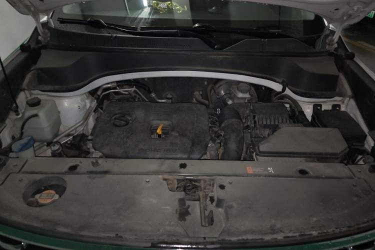 Used Kia Sportage R 2019 2.0L Automatic Smart Luxury Edition Engine Bay