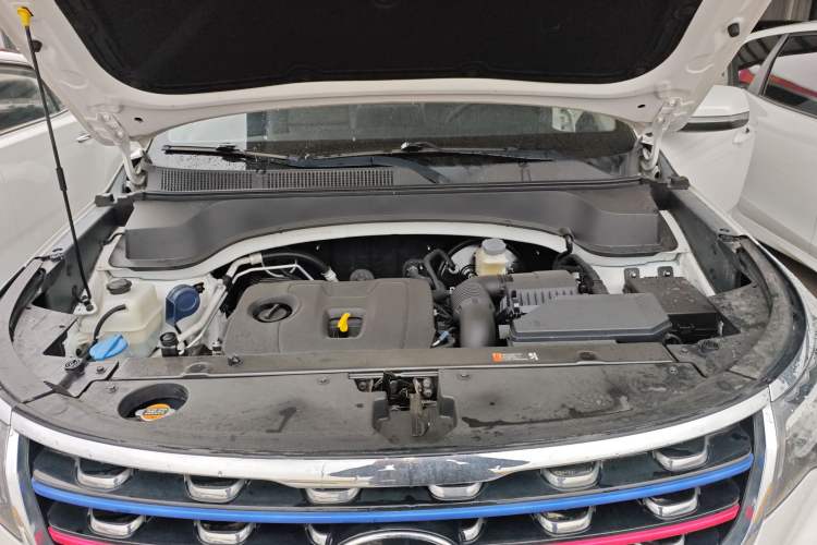 Used Kia Sportage R 2019 2.0L Automatic Smart Luxury Edition Engine Bay