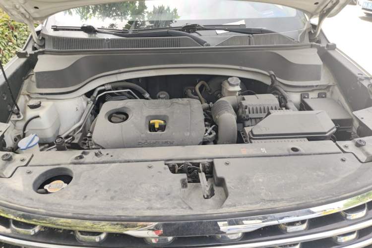 Used Kia Sportage R 2019 2.0L Automatic Smart Luxury Edition Engine Bay