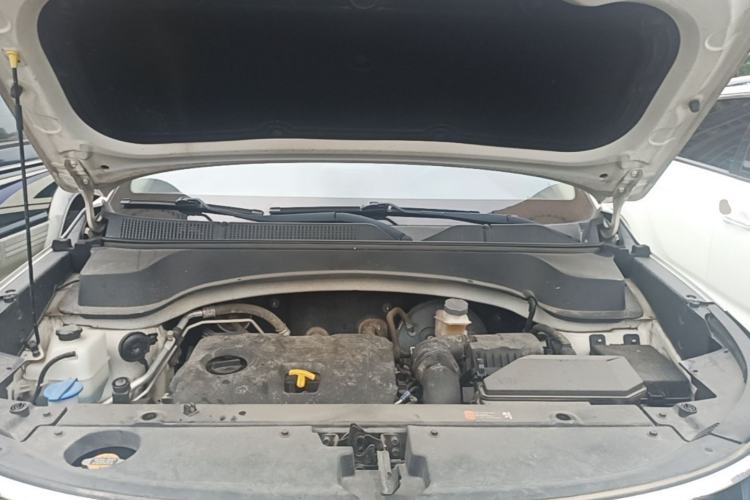 Used Kia Sportage R 2019 2.0L Automatic Smart Luxury Edition Engine Bay