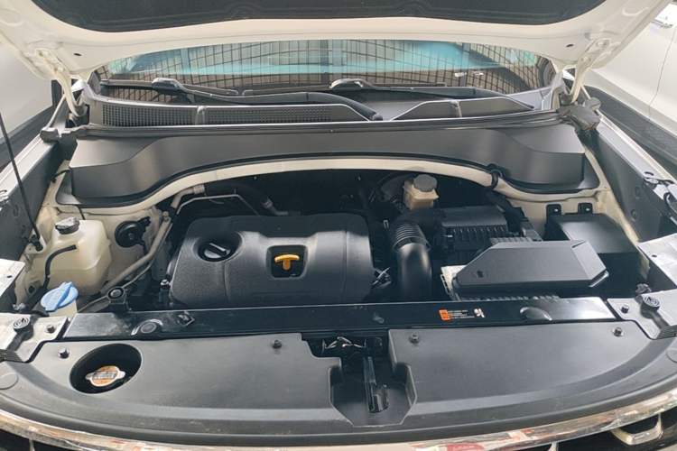 Used Kia Sportage R 2019 2.0L Automatic Smart Luxury Edition Engine Bay