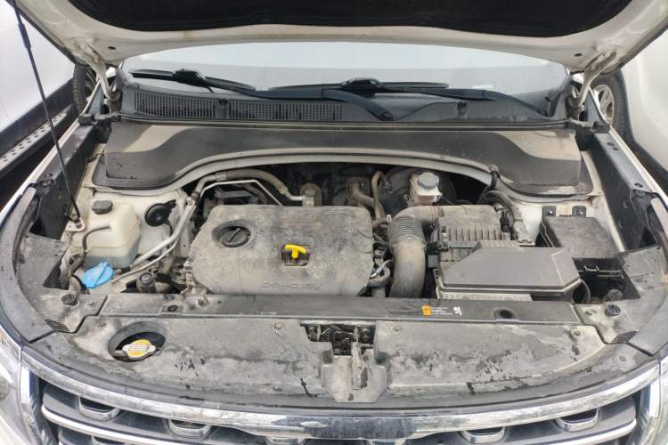 Used Kia Sportage R 2019 2.0L Automatic Smart Luxury Edition Engine Bay