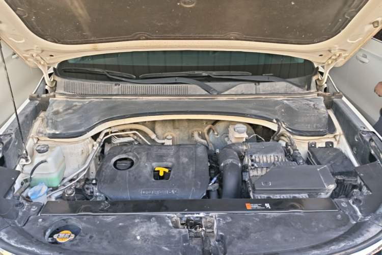 Used Kia Sportage R 2019 2.0L Automatic Smart Luxury Edition Engine Bay