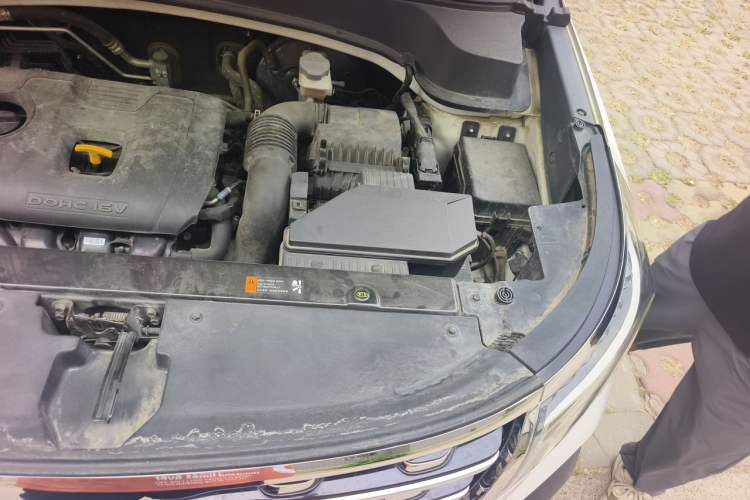 Used Kia Sportage R 2019 2.0L Automatic Smart Luxury Edition Engine Bay Left