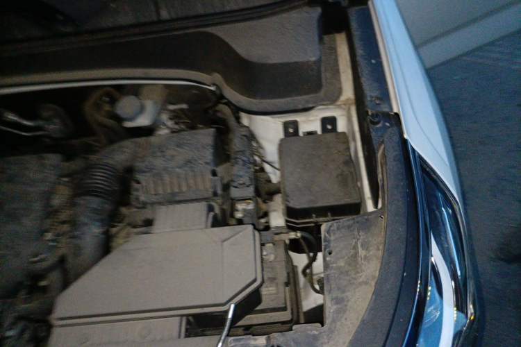 Used Kia Sportage R 2019 2.0L Automatic Smart Luxury Edition Engine Bay Left