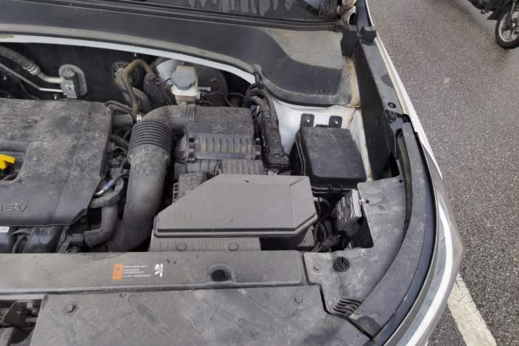 Used Kia Sportage R 2019 2.0L Automatic Smart Luxury Edition Engine Bay Left