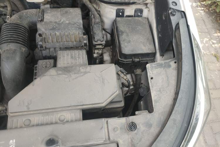 Used Kia Sportage R 2019 2.0L Automatic Smart Luxury Edition Engine Bay Left