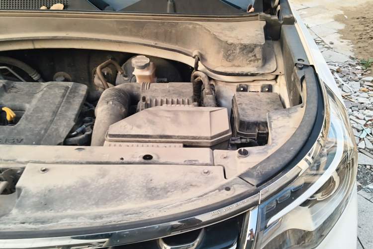 Used Kia Sportage R 2019 2.0L Automatic Smart Luxury Edition Engine Bay Left