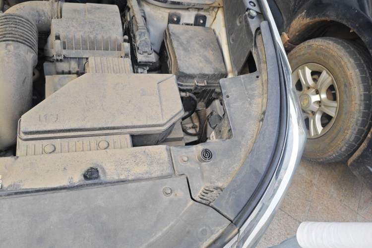 Used Kia Sportage R 2019 2.0L Automatic Smart Luxury Edition Engine Bay Left