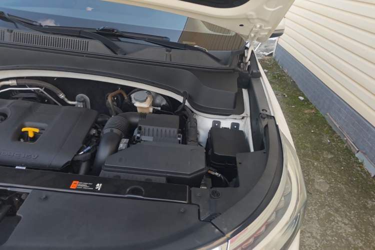 Used Kia Sportage R 2019 2.0L Automatic Smart Luxury Edition Engine Bay Left