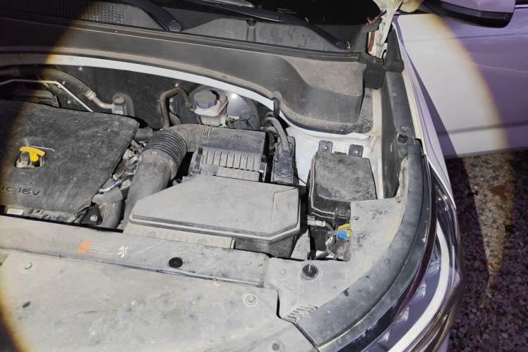 Used Kia Sportage R 2019 2.0L Automatic Smart Luxury Enhanced Edition Engine Bay Left